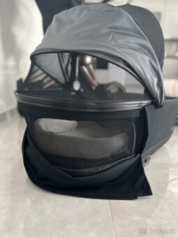 Cybex Priam Rose Gold 4.0 Deep black - 11