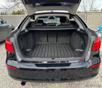 BMW Rad 3 GT 318d Automat - 11