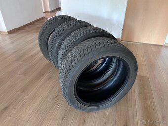 Predám zimné pneumatiky Goodyear 235/50R19 103V  - 4 ks - 11