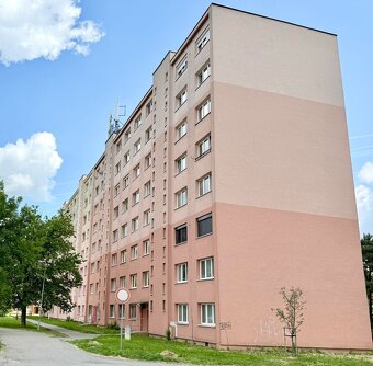 REZERVOVANÉ - TERASA - POVAŽSKÁ  3 IZBOVÝ ZARIADENÝ BYT 68 M - 11