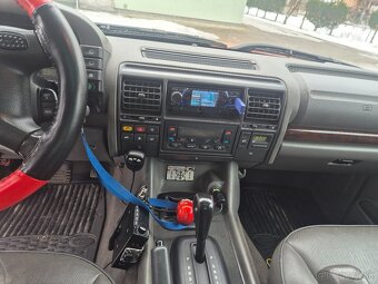 Land Rover Discovery II - 11