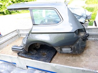 Rozpredám Passat b8 kufor farba: LR7H - 11