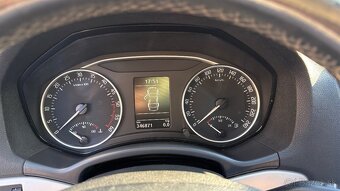 Škoda Octavia 2 facelift 2.0TDI 103kw CR - 11