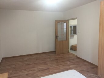 ✨ Zrekonštruovaný 1-izbový byt na Hurbanovej ulici ✨ - 11