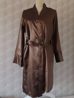 Pyžamo, nočné košieľky a župan, veľ. S - 11