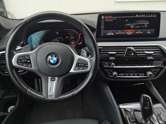 BMW rad 5 Touring 530d mHEV xDrive Odpocet DPH - 11