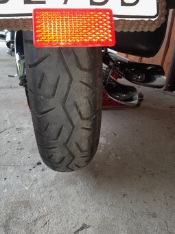 Suzuki Marauder VZ 800 - 11