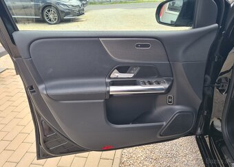 MERCEDES-BENZ B TRIEDA 180 A/T - 11