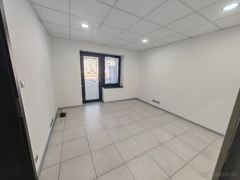 Prenájom 2 izbový byt v centre PB - 11