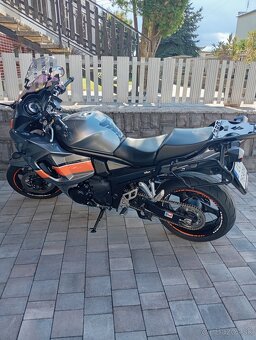 Suzuki GSX 1250 FA - 11