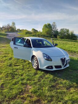 Alfa Romeo Gulietta - 11