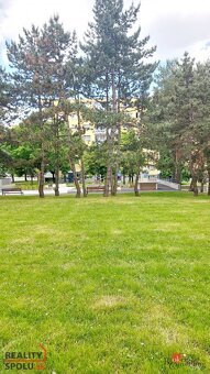 Krasny 4 izbový byt Dúbravka - 11