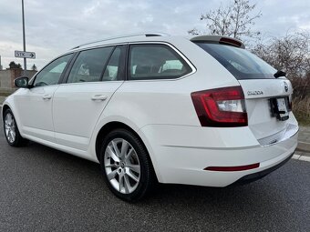 Škoda Octavia Combi 2,0tdi Style 7DSG - 11