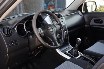 Suzuki Grand Vitara 1.6 VVT JX - 11