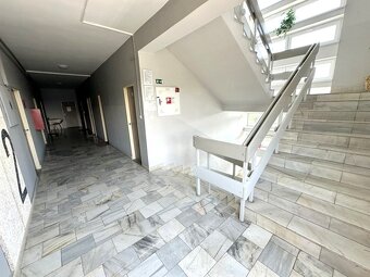 Kancelária 14,5 m2 a 17m2 priamo v meste Galanta - 11