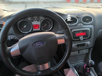 Ford Focus - 11