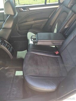 skoda superb combi 2.0 tdi - 11