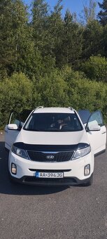 Kia Sorento - 11