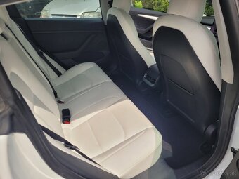 Predám elektro auto TESLA model 3 dual motor, 6/2021 - 11