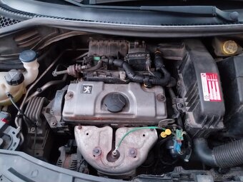 Peugeot 207 1.4 benzín, 54 kw, M5, 2007 - 11