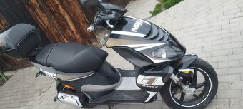 Piaggio Power NRG - 11