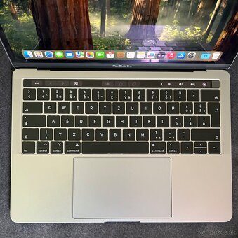 MacBook Pro 13”, 2018, Four Thunderbolt 3 Ports - 11