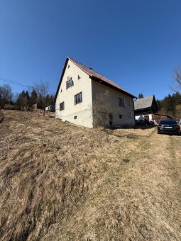 NA PREDAJ RODINNÝ DOM V OLEŠNEJ, POZEMOK 3350 m2 - 11
