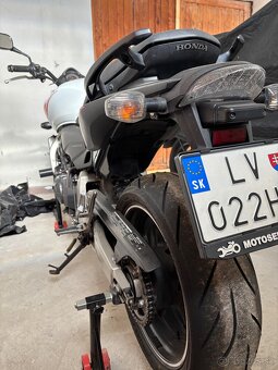 Honda Hornet 600 - 11