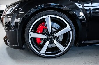 Audi TT RS - 11