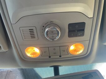 VW Tiguan, Sport&Style, Panorama, Bi-Xenon - 11