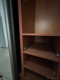 Predám skriňu s posuvnými dverami - 11
