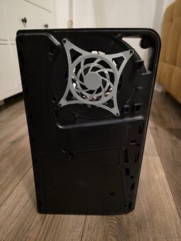 PlayStation 5 (PS5) s mechanikou - 11