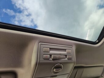 Touareg 3.0tdi 176kw R-line full vybava - 11