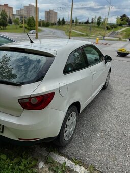 Predám SEAT IBIZA 1.2, benzín, 51kW, 2009 - 11