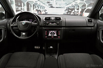 Škoda Fabia Combi 1.4 TSI RS - 11