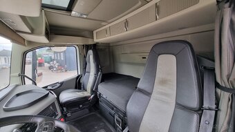 Volvo NH 540 - 11
