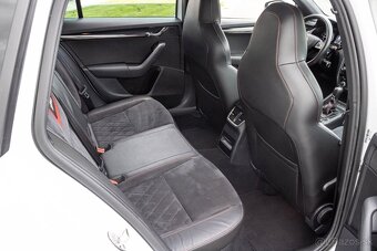 Škoda Octavia Combi 2.0 TDI RS DSG 4x4 135kw - 11