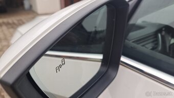 SKODA SUPERB COMBI 2.0 TDI DSG NAVI LED 2018 - 11