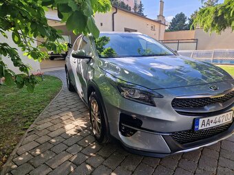 Kia Xceed 1,5T-GDI benzín 117,5 Kw,160 k - 11