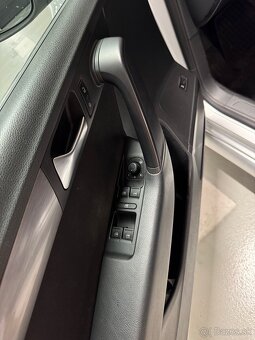 Volkswagen Passat B7 - 11