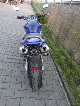 Honda CB900F Hornet - 11