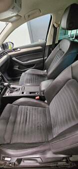 Volkswagen Passat B8 Variant 2.0 TDI Highline DSG - 11