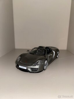 Predám modely aut 1:24 - 11