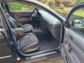 Volkswagen Passat - 11