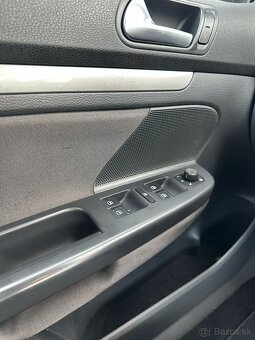 Volkswagen Golf Variant 2.0TDI CR 2009 nová STK a EK - 11