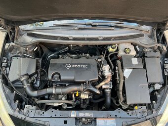 Opel Astra J 1.7 CDTi 2010 - 92 kW (245 000 km) - 11