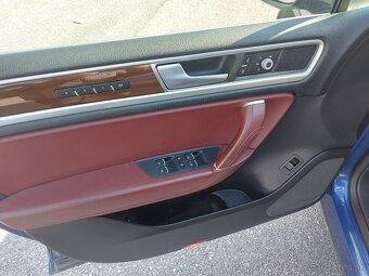 Volkswagen Touareg II 3.0 TDI Executive, 193 kW, 4motion - 11