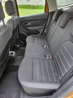 Dacia Duster 1.5 dCi 4x4 - 11