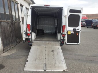 Peugeot Boxer 2,0 HDI L3H2 +nákladová rampa -DPH - 11