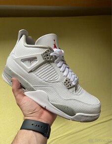 Jordan 4 Retro White Oreo - 11